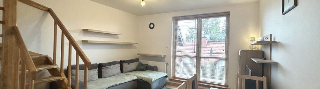 2 poziomy / teren zamknięty / zielony wawer