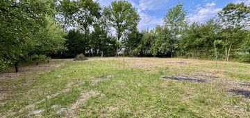 Działka 2000 m² z domem i garażami – drużykowa