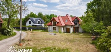 Przestronny 7 pokojowy dom na dużej działce