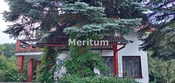 Dom wolnostojący, 4 pokoje nad jeziorem.