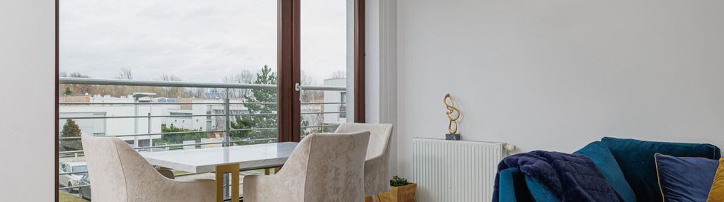 Dwupiętrowe nowoczesne mieszkanie z 3 balkonami