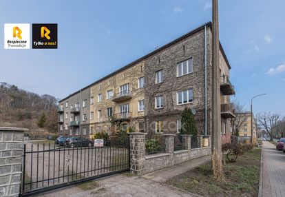 Z potencjałem, wysokie sufity, opcja ponad 120 m2