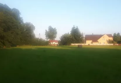 Działka na sprzedaż 998m2