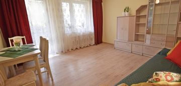 Mieszkanie 2 pok., 48,9 m2, ul. targowa, sady