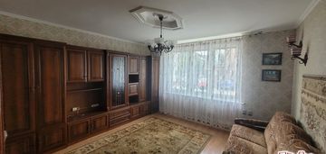 34m2, 1 pokój, parter, oś. zamkniete- parking