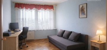 Przestronne, do odświeżenia, 3 pok. na chełmie