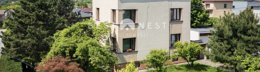 Dom kostka w centrum miasta, pod inwestycje