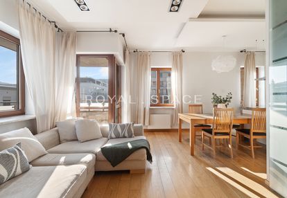 Jasny i przestronny apartament | marina mokotów