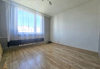 3 pokoje z balkonem na bródnie