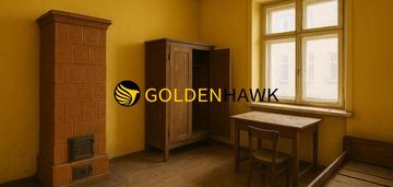 2 pokoje w ścisłym centrum do generalnego remontu