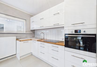 3 pokoje, duży taras, do zamieszkania, stacja pkp