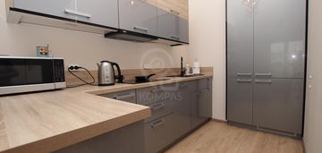 2 pok. | balkon | miejsce parkingowe