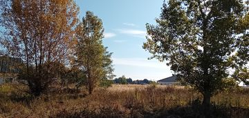 Działka pod dwa bliźniaki