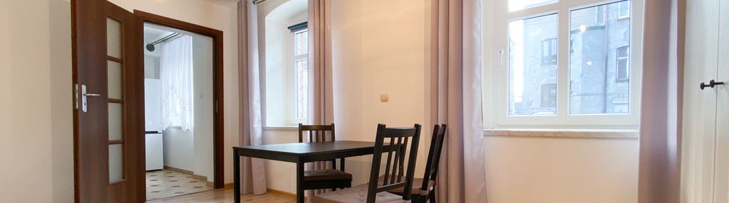 Przytulne mieszkanie - spacerkiem do centrum!