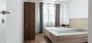 3 osobne pokoje i ruczaj i balkon i