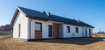 Bliźniak deweloperski w świetnej lokalizacji