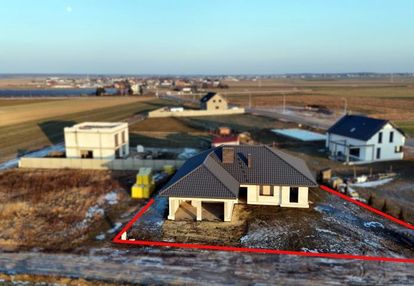 Funkcjonalny parterowy wraz z atrakcyjną działką