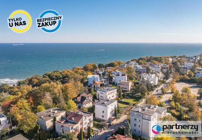 Dwa mieszkania 183 m2 w willi z widokiem na morze!