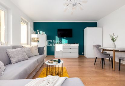 3 oddzielne pokoje, po remoncie, blisko urz