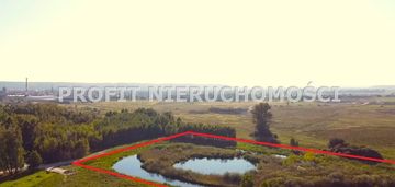 Urokliwa działka budowlana z oczkiem wodnym