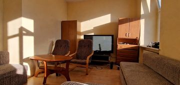 2- pokojowe mieszkanie w kamienicy z windą