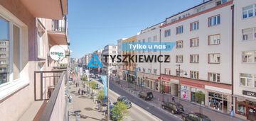 Centrum gdyni | miejsce postojowe| 15 min do plaży