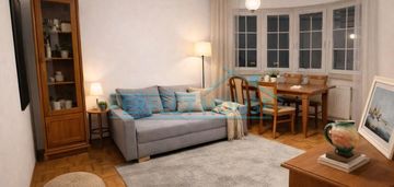 2 pokoje z garażem /metro służew/land