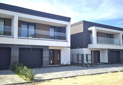 Sprzedaż | bliźniak | 1 150 000 | 124 m2 |