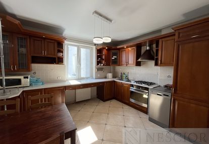 Piękne dwukondygnacyjne 102,78m2 w ścisłym centrum