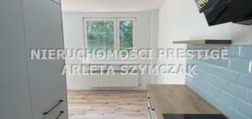 M-4 wysoki standrad, idealne i piętro z balkonem