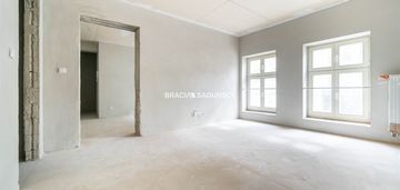 Ustawne mieszkanie z jedna sypialnią na podgórzu!