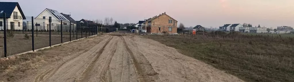 Działka na sprzedaż 970m2