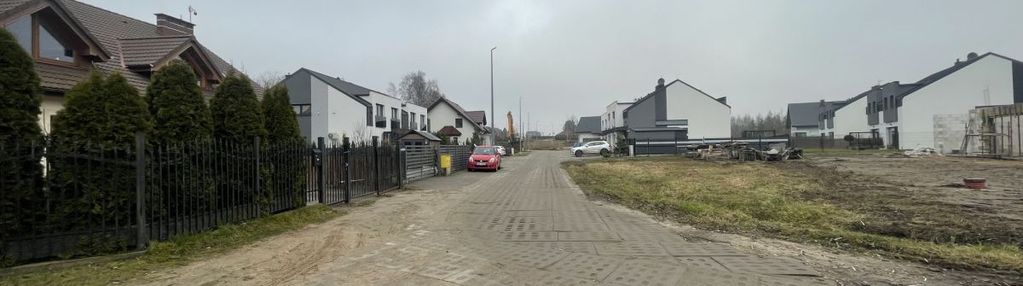 Uzbrojona, płaska działka na osiedlu domów!