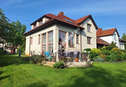 Nadarzyn top standard i lokalizacja, piękny ogród