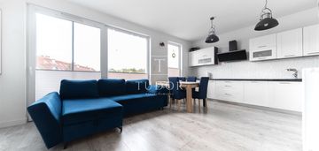 Komfortowy 4-pokojowy apartament na bezrzeczu