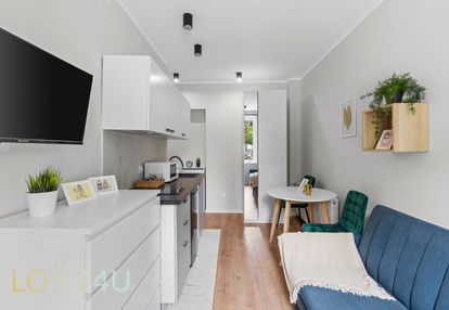 Jasna kawalerka z oddzielną sypialnią - chorzów