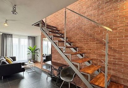 Dwupoziomowy loft "u scheiblera" ul.tymienieckiego