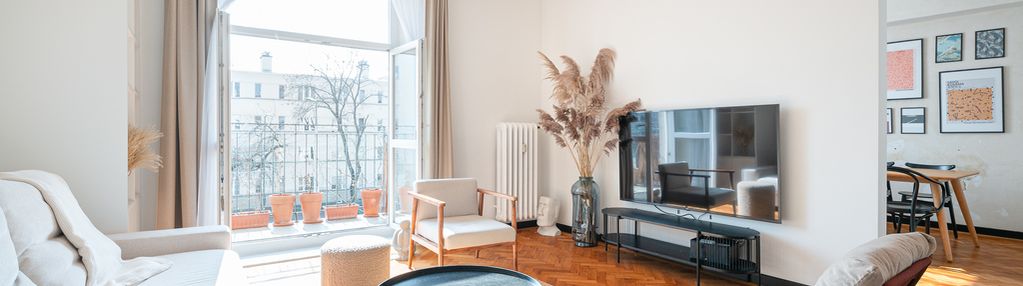 Wyremontowane mieszkanie przy metrze