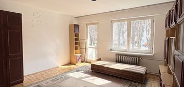 Przestronne 3-pokojowe mieszkanie – parter