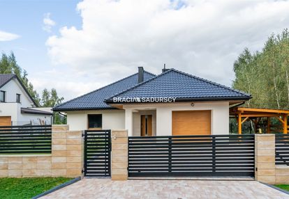 Nowoczesny parterowy dom wolnostojący węgrzce