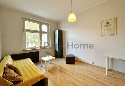 Łazarz – 2 duże pokoje, osobna kuchnia