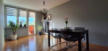 3pok. przy parku bródn. 300m od metra. po remoncie