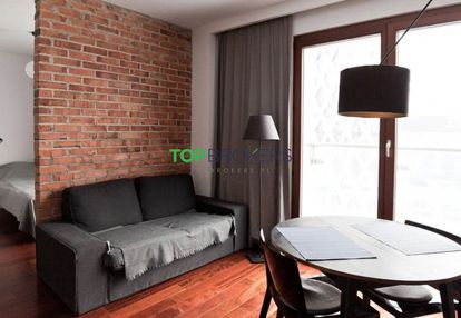 Stylowe studio w centrum, metro