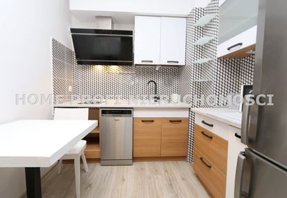 Mieszkanie 2 pokoje przy 3 maja -2200zł