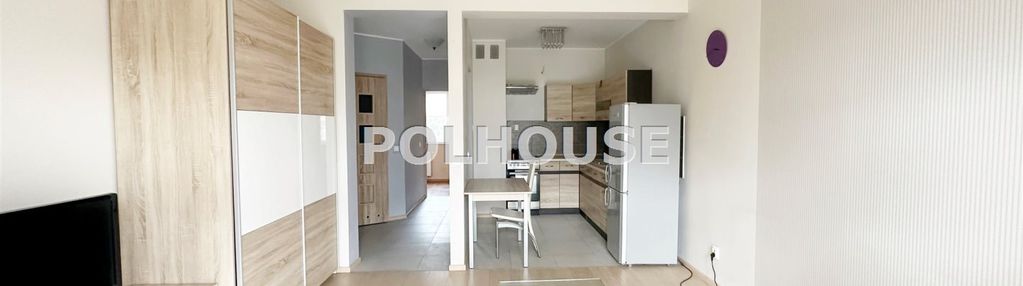 M-4, 50m2, z miejscem postojowym na ul. gołębiej