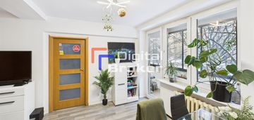 |3 pokoje| oddzielna kuchnia|muranów |1 piętro|