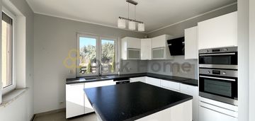 Dom wolnostojący w urokliwej okolicy