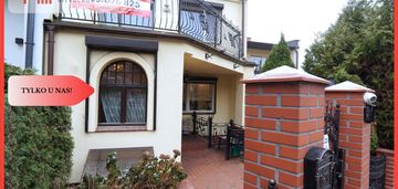 Stylowy dom dla osób ceniących jakość i komfort.