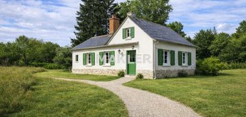 Murowany dom z dużą działką przy lesie- świekatowo