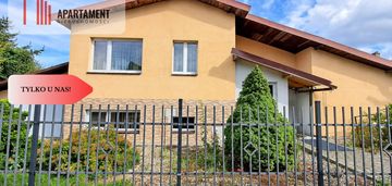 Dom dla rodziny w spokojnej lokalizacji – 5 pokoi